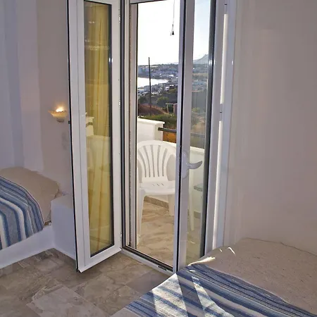 Helios & Apts Hotel Makry Gialos (Crete)