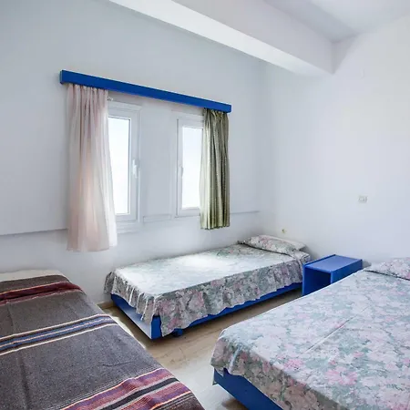Helios & Apts Hotel 2*